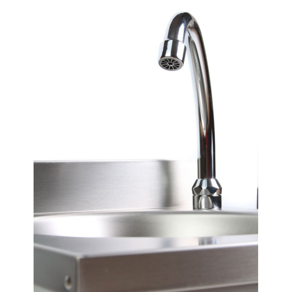Wallmounted sink spout and pushbutton 40x40